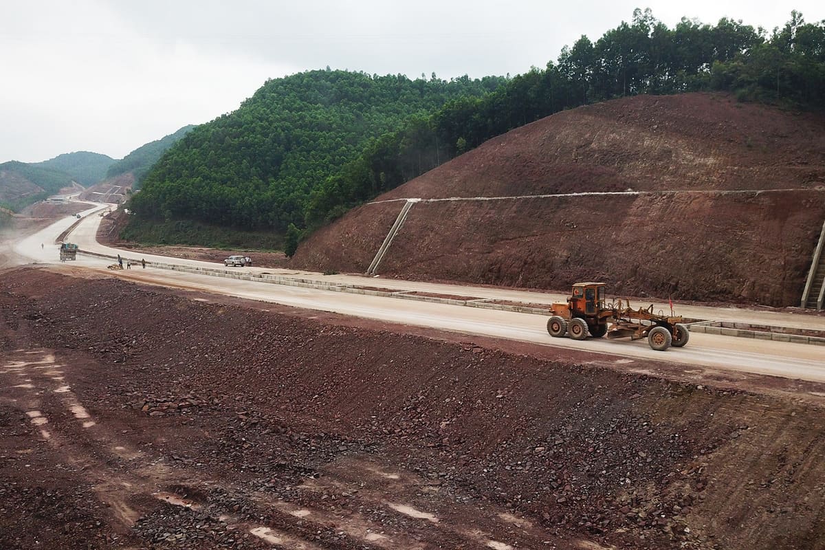 Tiến hành quy trình thi công nền đường đắp